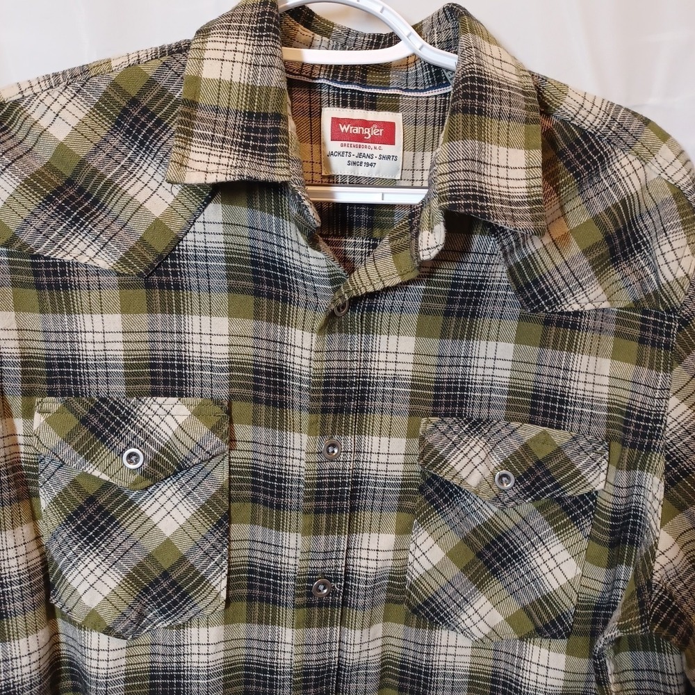 Wrangler Mens Western Plaid Flannel Shirt Medium Olive Green Long Sleeve Button